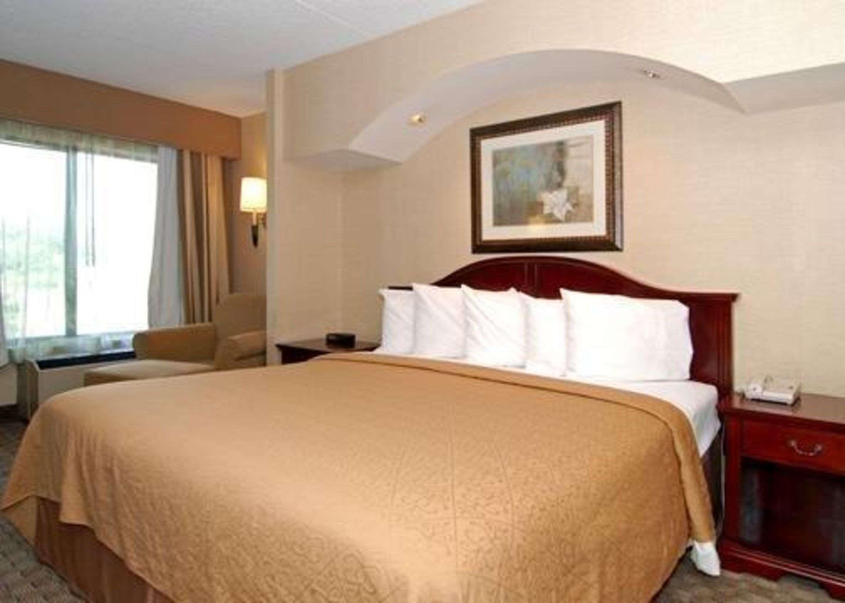 Quality Inn & Suites Bensalem Rom bilde